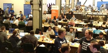 HACKING TO WIN: Developing Innovating Applications at the DevWeek16 Hackathon